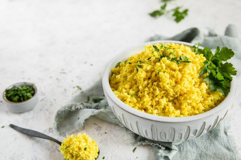 Receitas de vegetais com baixo teor de carboidratos e baixo teor de carboidratos Faça seu próprio arroz de couve-flor