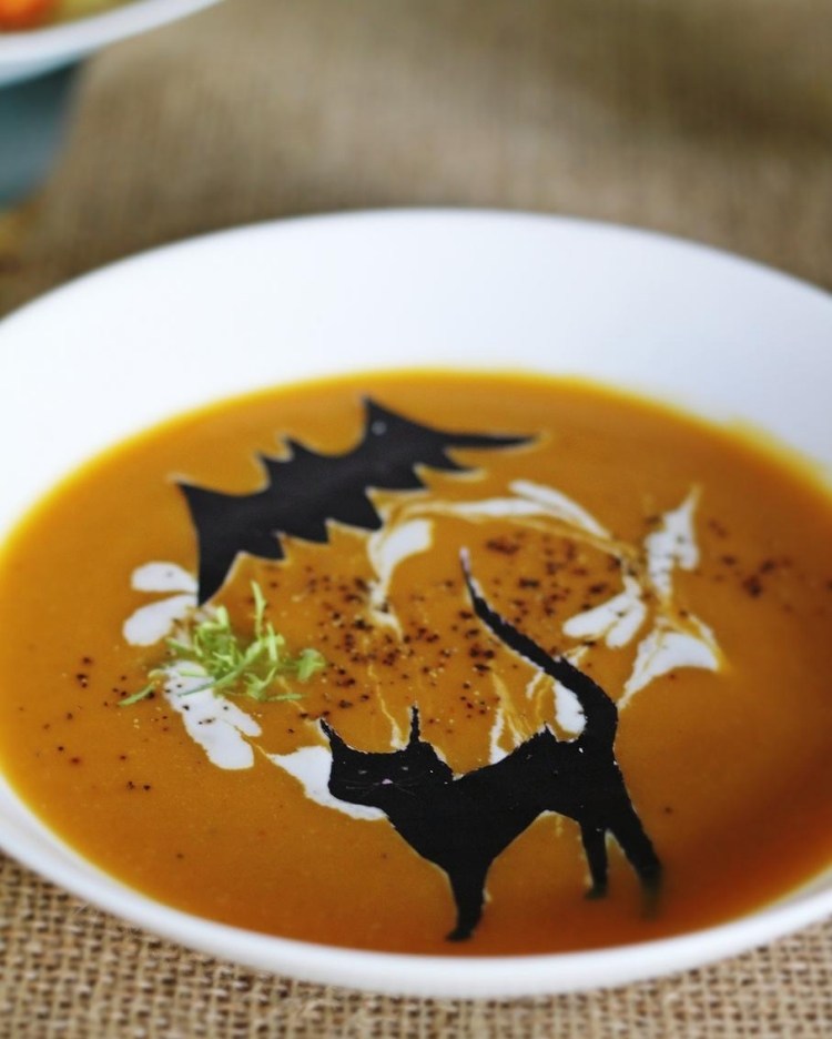 Receitas de festa de Halloween -sopa-laranja-gato-abóbora-receita-decoração