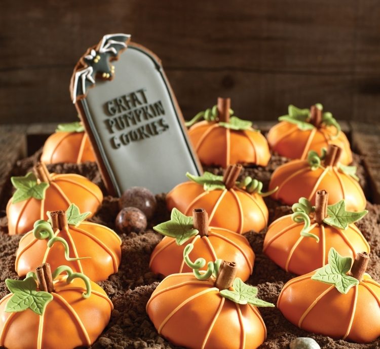 Receitas de festa de Halloween -pumpkin-sobremesas-biscoito-glaze-fondant