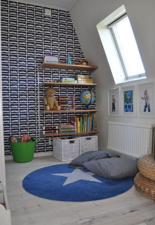 estantes de sala de leitura de quarto de criança padrão de papel de parede de madeira