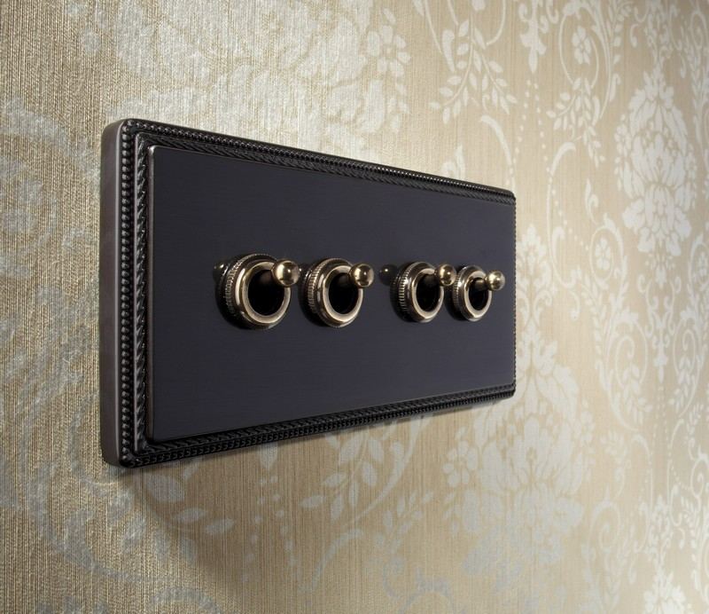 Interruptores de luz-soquetes-preto-retro-dourado-papel de parede