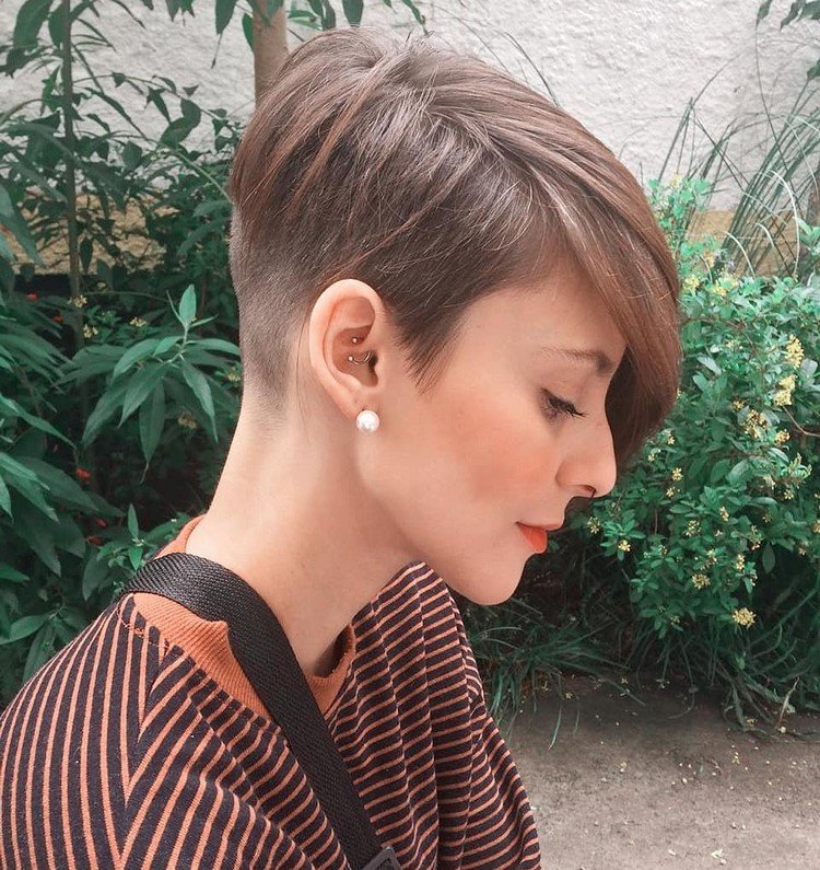 Penteados para cabelo curto Long Pixie Cut 2021