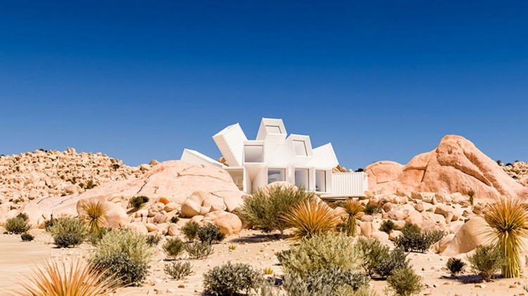 paisagem pintada de branco moderna luxuosa casa de contêiner