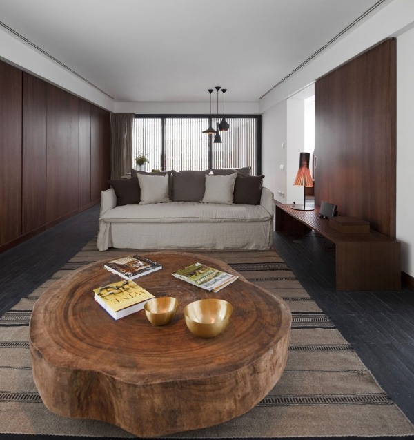 Idéias para sala de estar mesa de tronco de árvore sofá rústico branco-marrom
