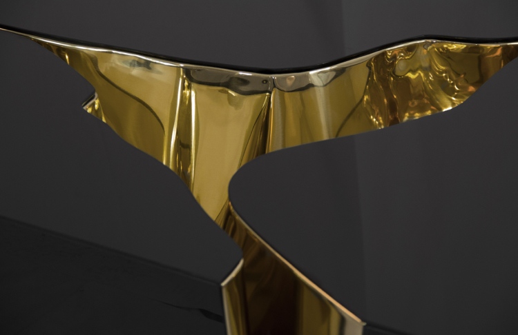 Móveis de luxo modernos - mesa de centro - detalhes em latão
