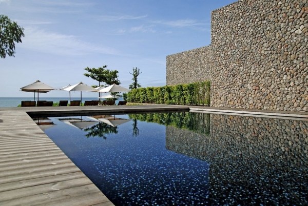 piscina vista panorâmica mar tailândia materiais naturais modernos