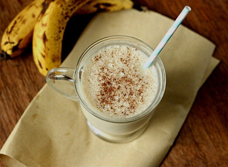 efeito de maca em pó saúde-smoothie-bananas