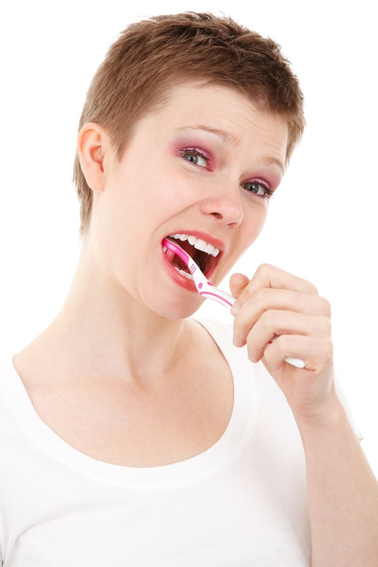 Mel Manuka -natural-remédios-atendimento odontológico-escova de dentes-saudável