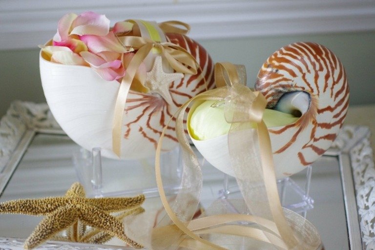 decoração marítima ideia de flor de caracol romântico fita de ouro