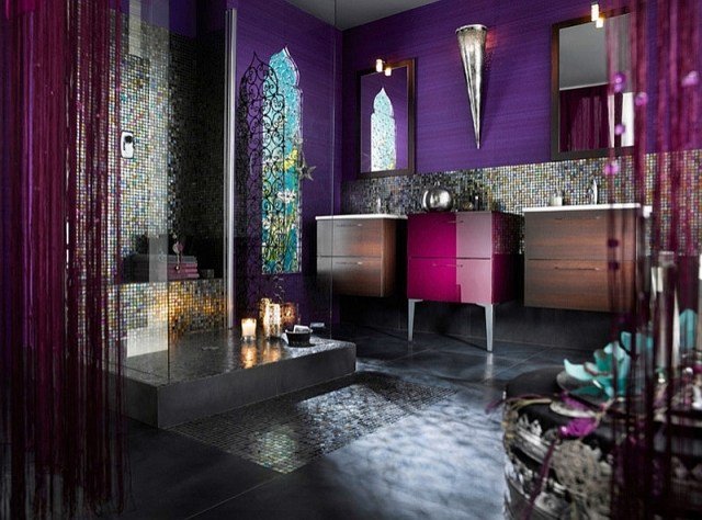 Tecido-papel de parede-púrpura-banheiro-janela-majestosa-luz-lanterna marroquina
