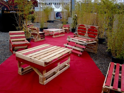 ideias de bambu para jardim de mesa para móveis feitos de paletes de madeira