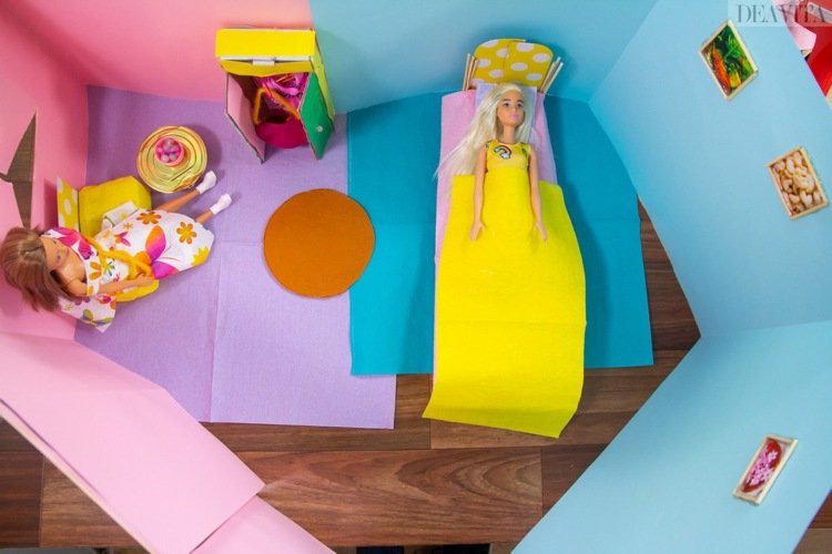 Móveis para a própria casa de bonecas criam ideias