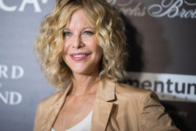 meg ryan penteado encaracolado bob atual hoje