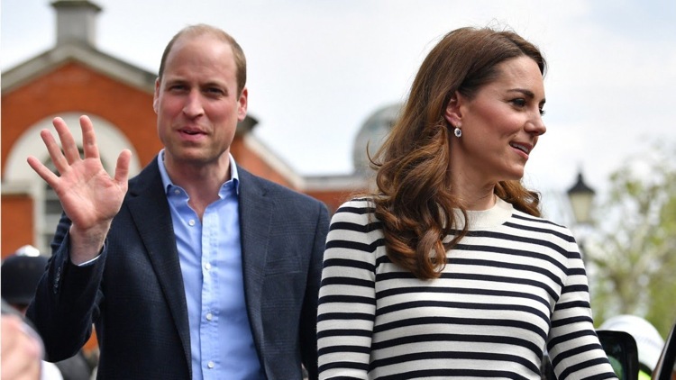 Príncipe William Kate parabeniza Meghan Markle Príncipe Harry