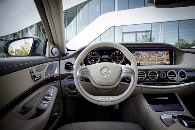 Mercedes S65 AMG interior