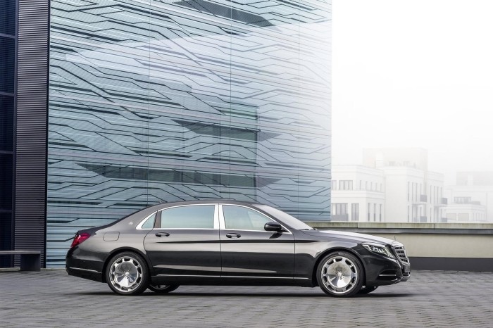 nova-Mercedes-Maybach-S-Class-exterior-2015-liderança de mercado