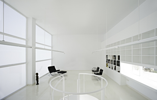 interior minimalista moderno da Espanha