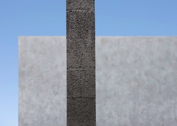 Casa de concreto em alvenaria de pedra natural, volume de edifício preto