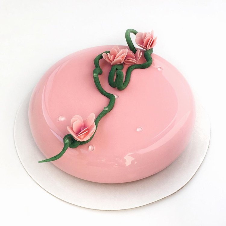 espelho esmalte bolo açúcar flores decoram a ideia