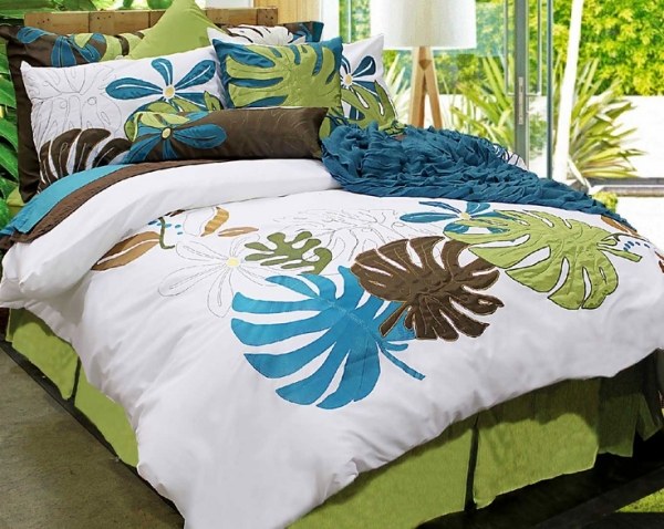Travesseiros de roupa de cama branco verde verde com cores fortes - padrões de grande formato