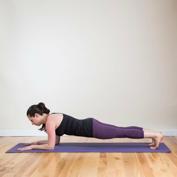 postura da placa exercícios de ioga simples para perda de peso