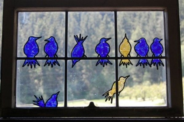 bird-motifs-on-wire-autumn-window-decoration-consertar-com-crianças