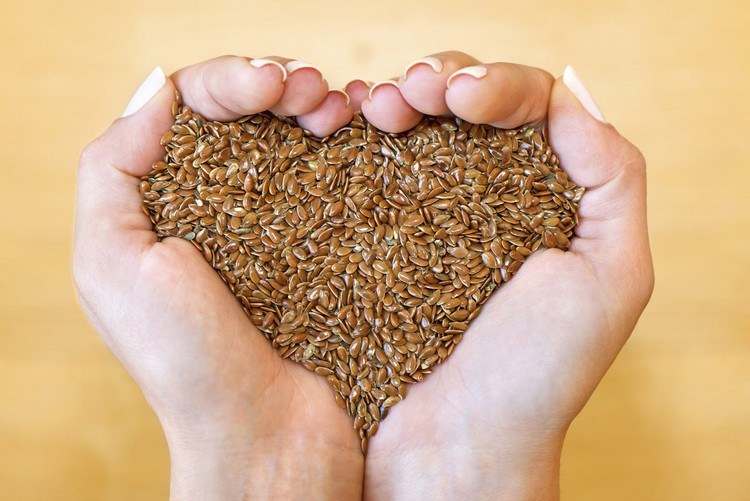 Perca peso com sementes de linhaça, saudáveis-efeitos-marrom-linhaça-nutrientes-muito-importantes-importantes