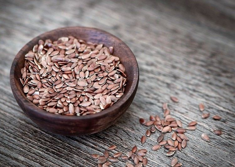 Perca peso com linhaça nutrição-fibra-saudável-marrom-linhaça