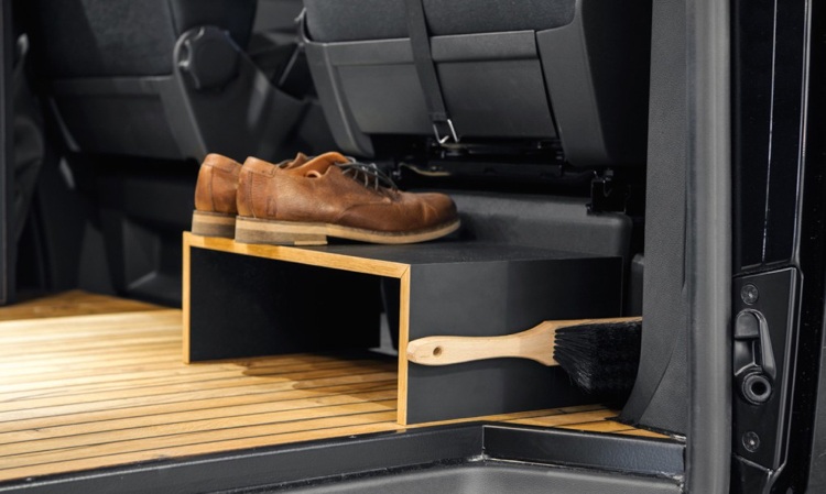 vw-bus-camper-special-equipment-ship-floor-oak-wooden-shoe-rack