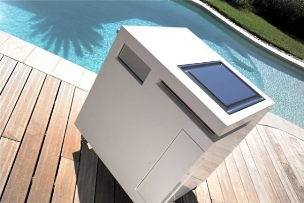 Mini cozinha externa com fogão elétrico da geladeira