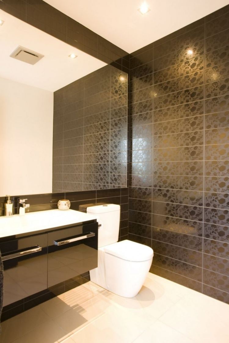 moderno-banheiro-design-azulejos-banheiro-pequeno-padrão-espelho-preto-reflexivo
