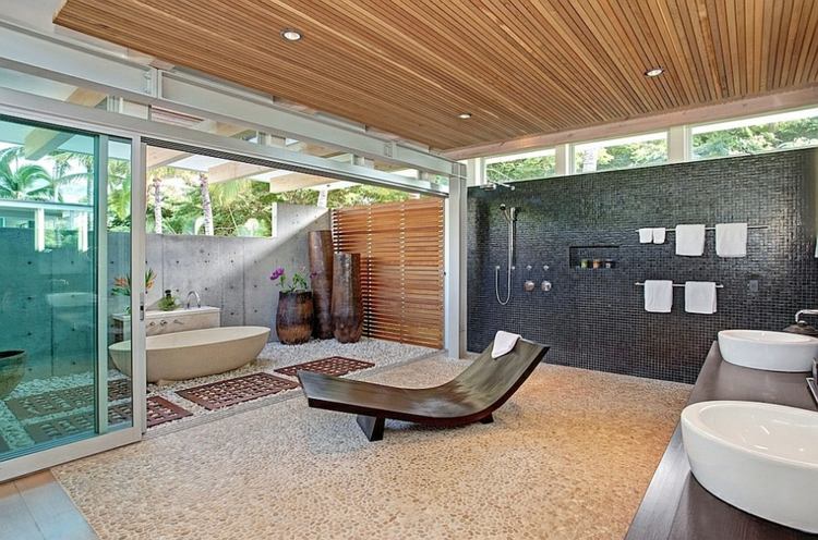 Design de banheiro moderno - idéias de banheiro - parede de vidro - banheira separada