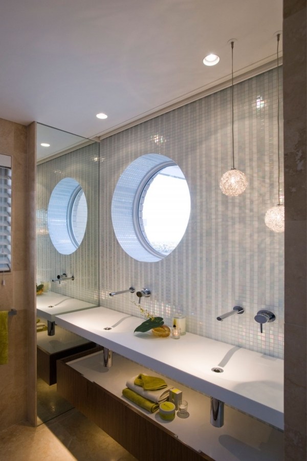 reforma do banheiro minosa design janela redonda mosaicos