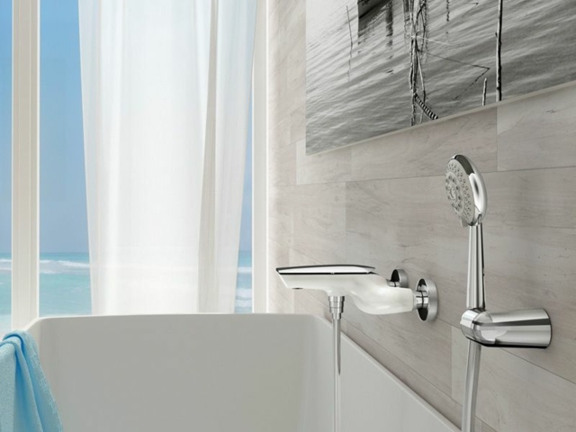 Acessórios de banheiro-aço inoxidável-aparência moderna-simples-funcional-banheira
