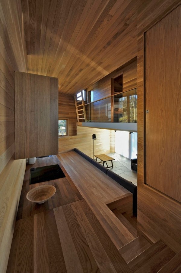 Design moderno de madeira no interior da cabine