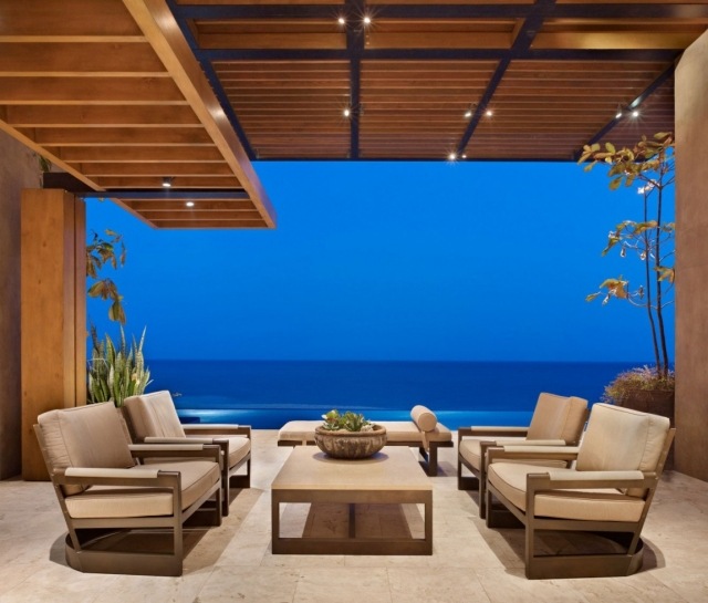 casa de férias praia terraço luz embutida de dossel de madeira