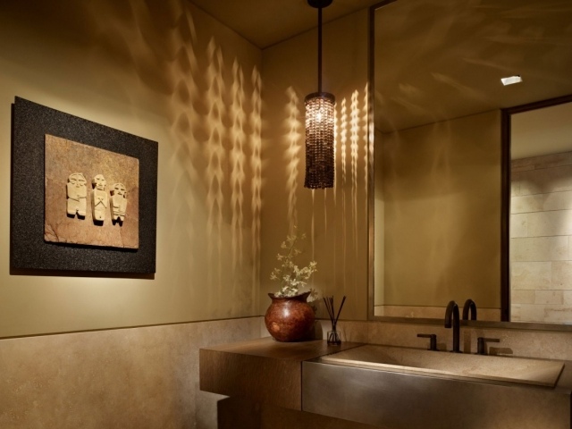 mobiliário de casa de banho com design exótico candeeiro de parede tons castanhos