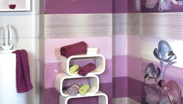 banheiro-parede-azulejos-moderno-roxo-nuances-calla-flor-padrão