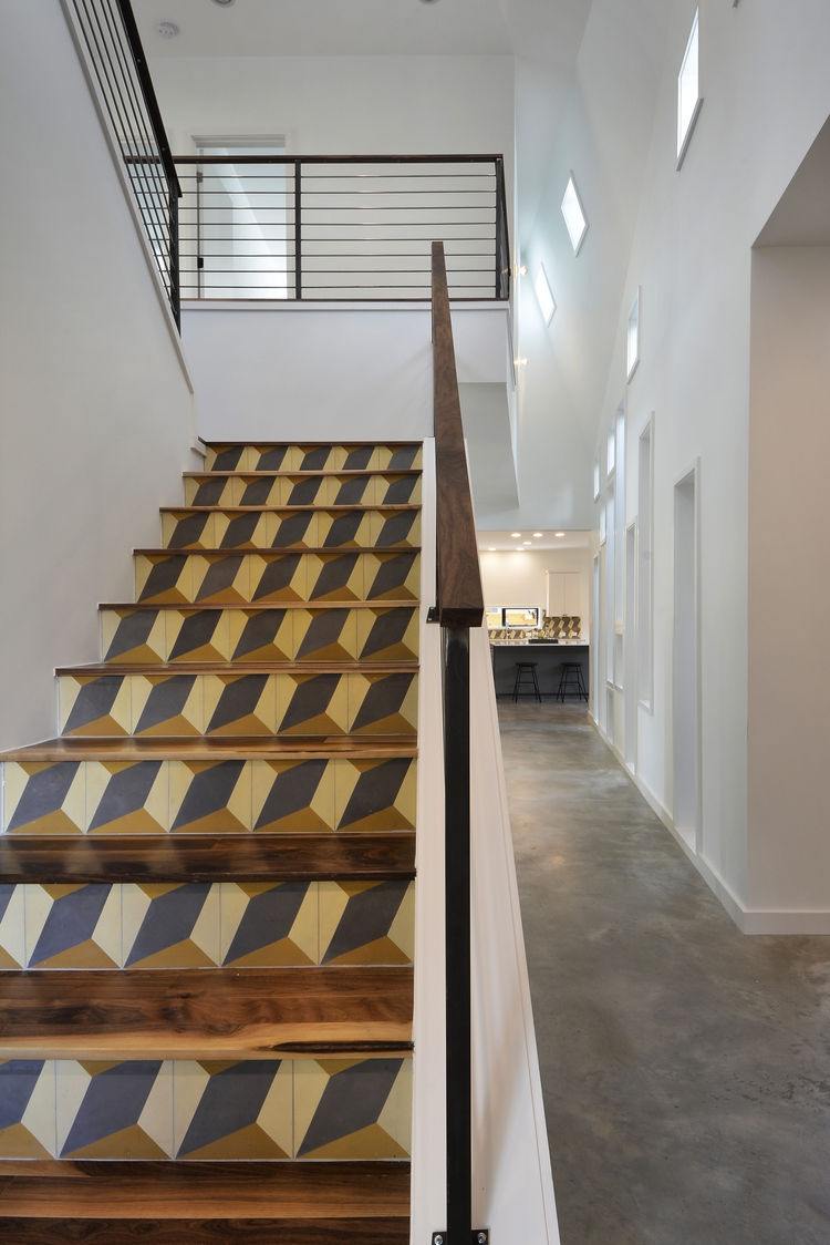 modern-tiles-hall-old-building-escada-wood-modules-grey-white-brown