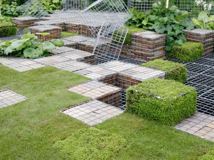 arte-jardim-moderno-esculturas-gabião-gramado-grade-cubos