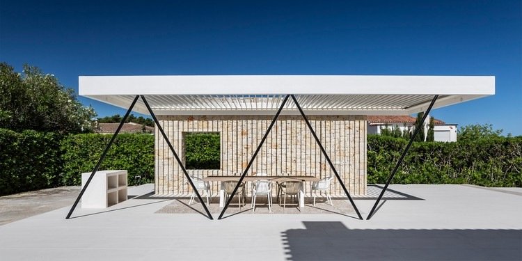 gazebo moderno pérgula bioclimática construção em aço preto branco