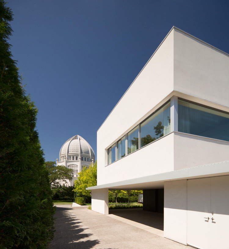 casa-jardim-garagem-cúpula-edifício-moderno-envidraçado