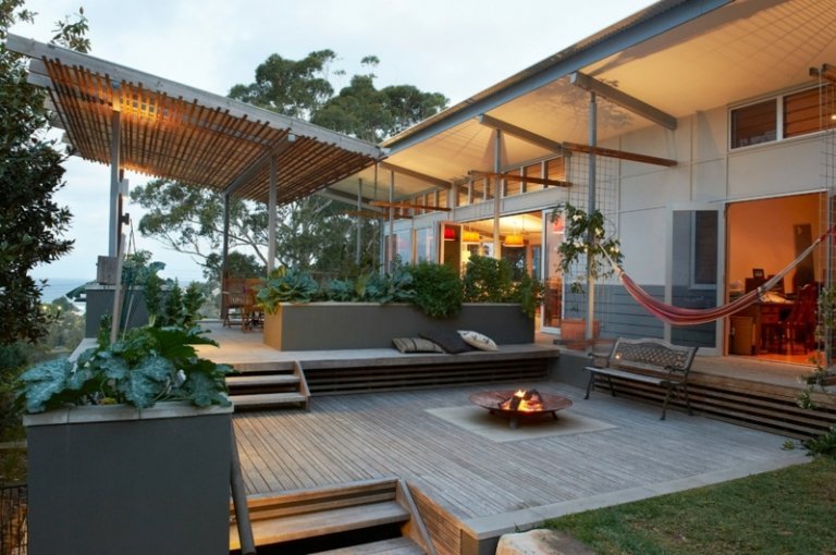 proteção solar design moderno-pérgula-terraço inclinado