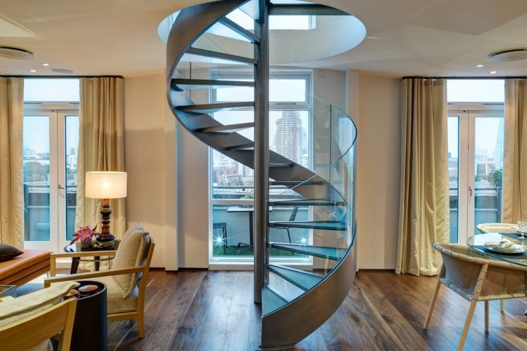 Escada em espiral moderna, aço-vidro-corrimão-sem moldura