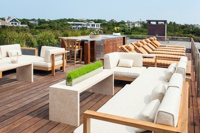 Terraço na cobertura-piso-tábua-ao ar livre-cozinha-sala-móveis