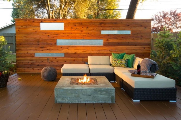 Terraço design-tela de privacidade-madeira-alumínio-concreto-lareira
