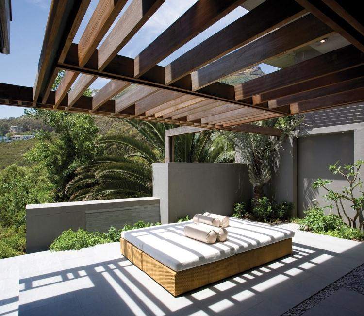 Design de terraço e jardim - design moderno-pérgula-madeira-sombra-espreguiçadeira-espreguiçadeira