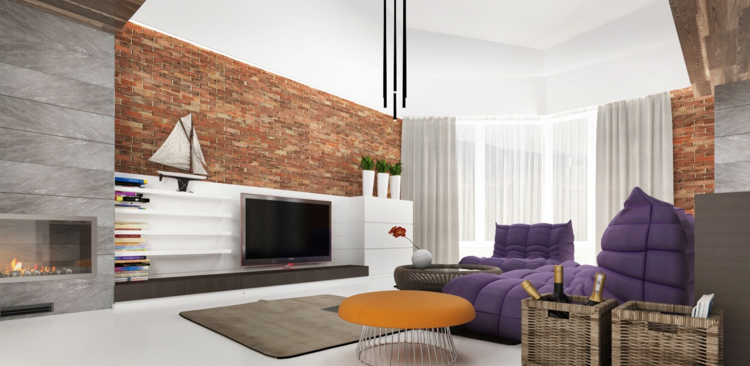sala de estar sofá roxo moderno mesa de centro laranja tv lareira pedra