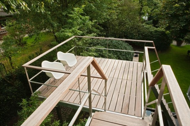 Ideias para casa na árvore com terraço 2 corrimão para cadeiras