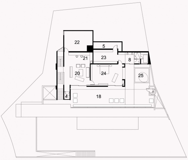 Casa na encosta Bergen Agraz Arquitectos planta do terceiro andar